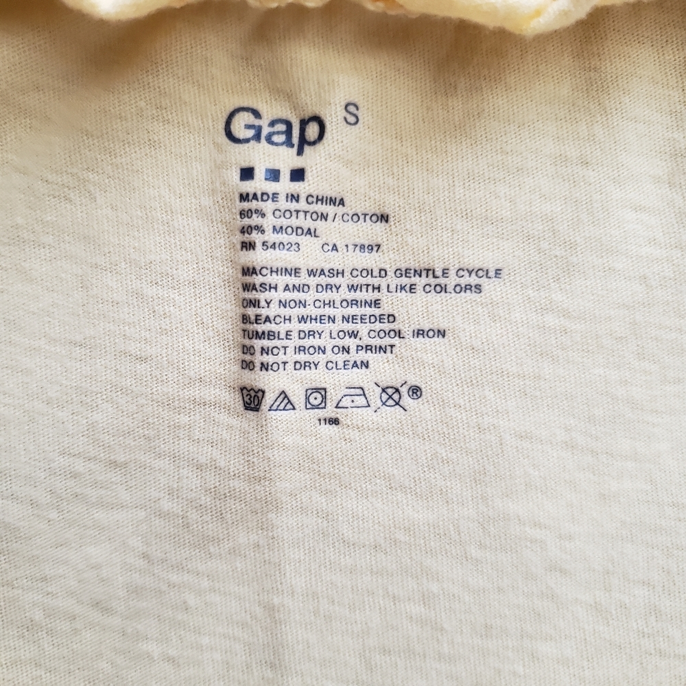 Shirt - Picture 2 of 3